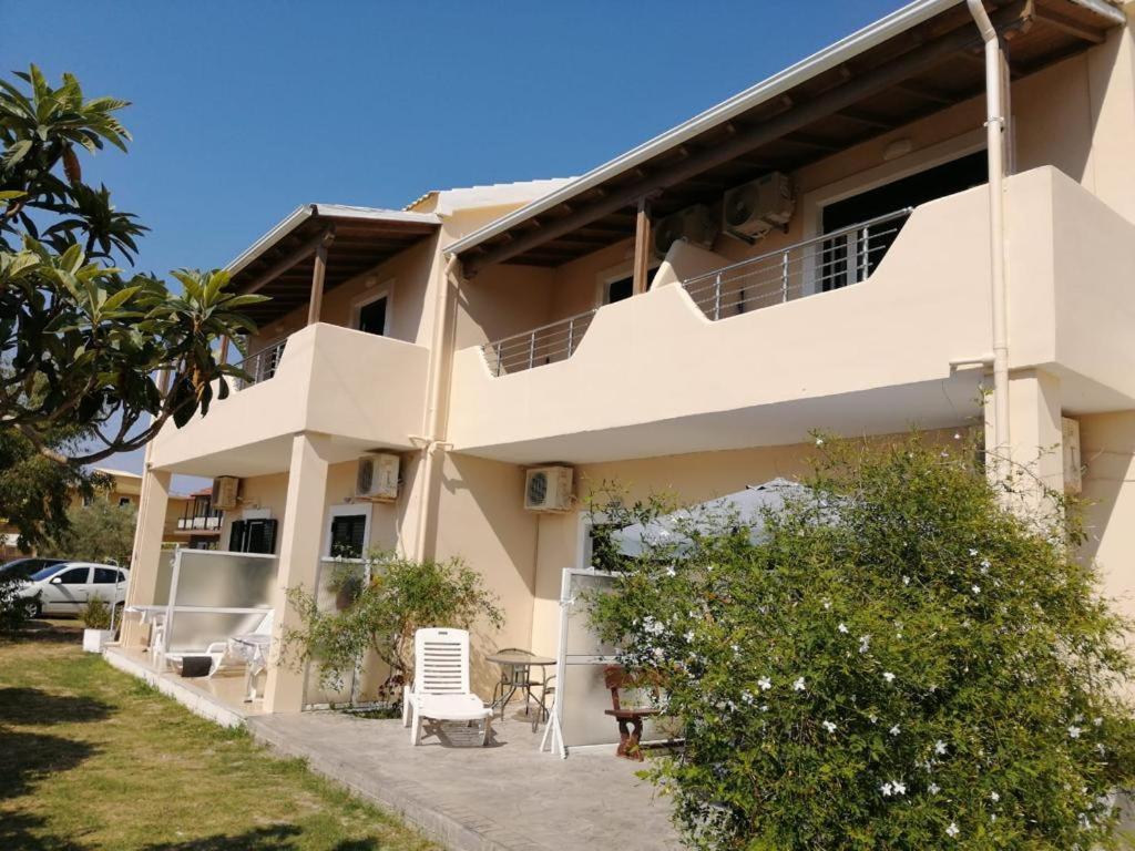 Mitseas Studios Sidari  Exterior photo